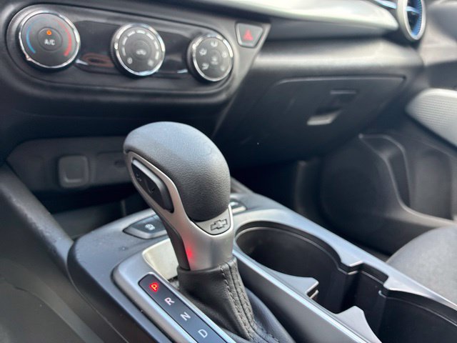 Used 2026 Chevrolet Trax LS FWD image 31