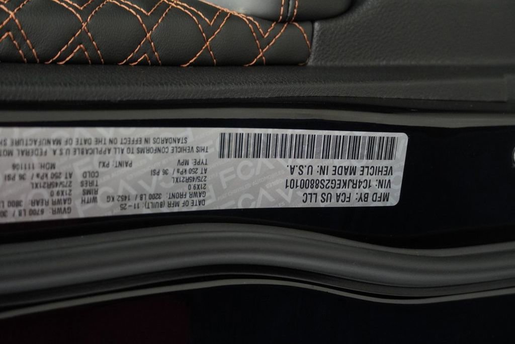 New 2025 Jeep Grand Cherokee L Summit w/ Obsidian Package image 41