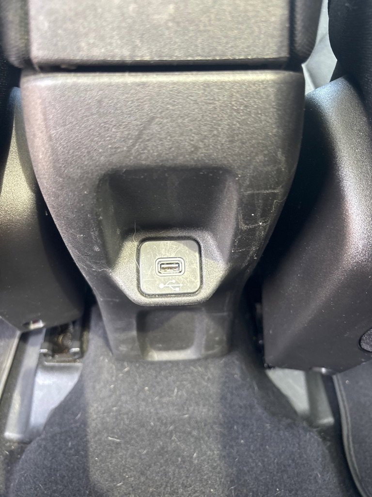 Used 2021 Jeep Renegade Latitude w/ Sun & Sound Group image 21