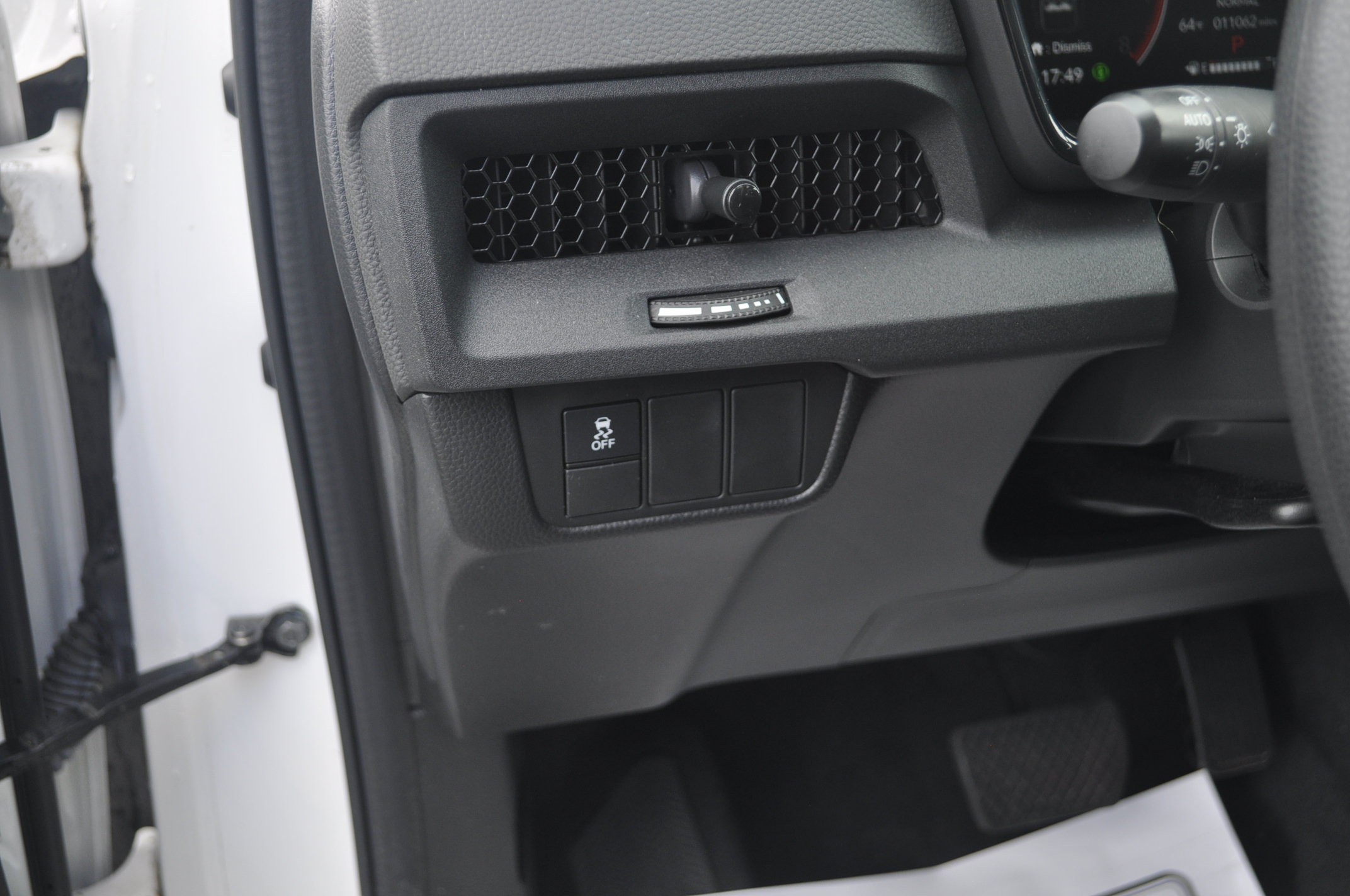 Certified 2024 Honda CR-V EX image 16