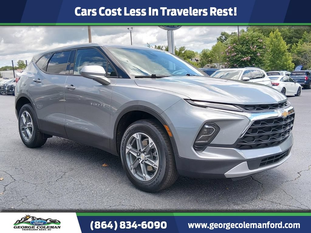 Used 2025 Chevrolet Blazer LT AWD/4WD image 1