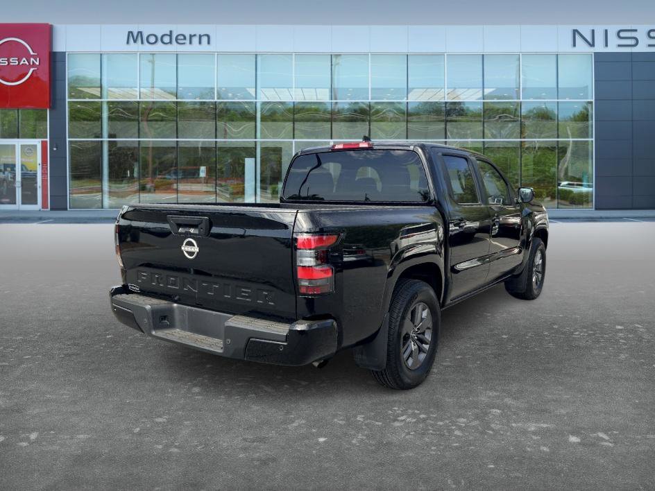 Certified 2025 Nissan Frontier SV image 5