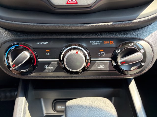 Certified 2023 Kia Soul LX w/ LX Technology Package FWD image 24