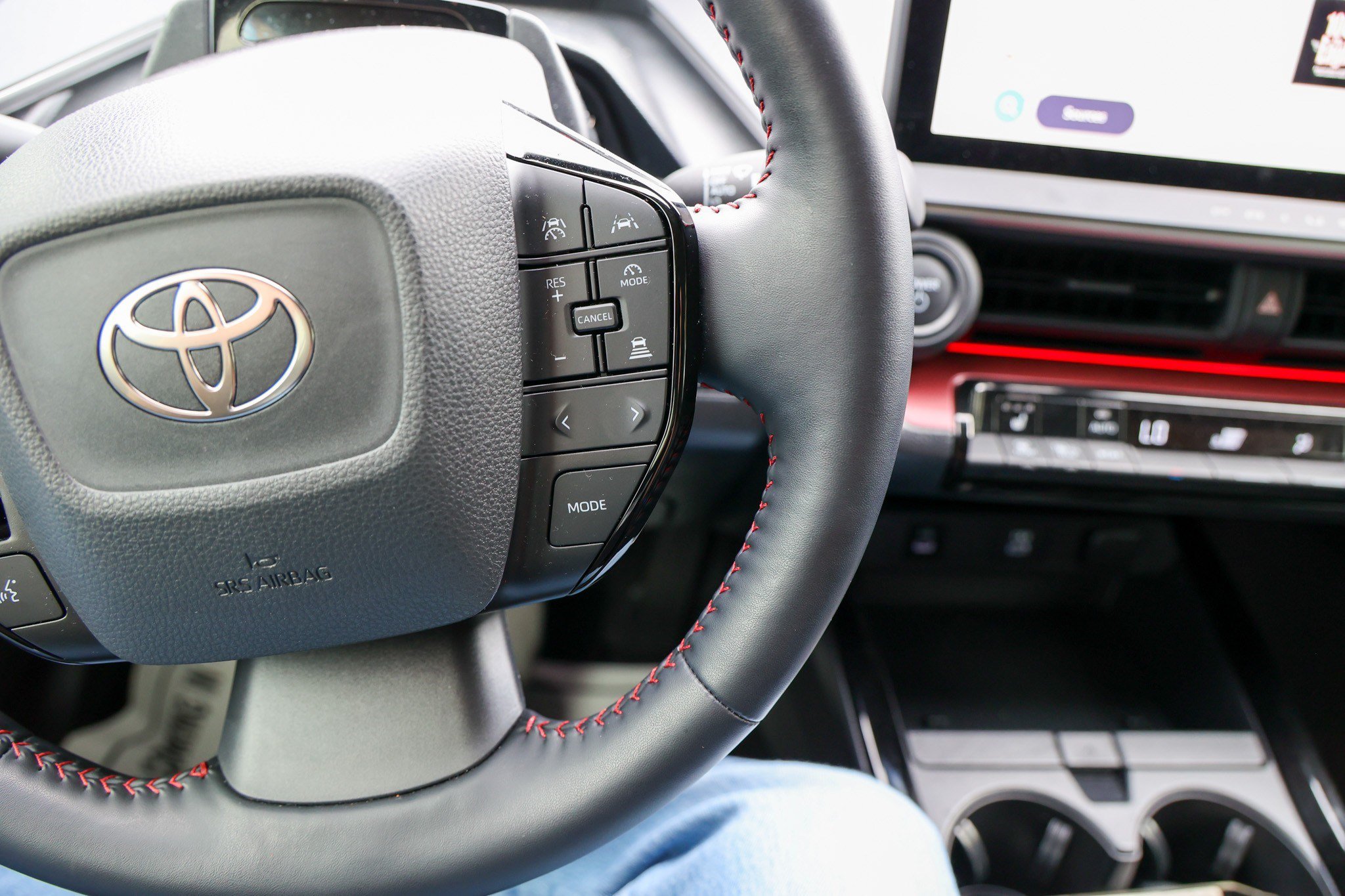 Certified 2026 Toyota Prius Plug-In Hybrid FWD image 19