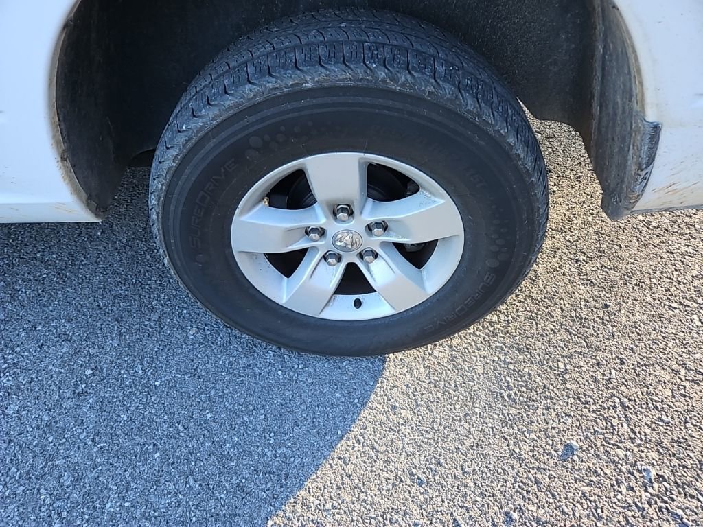 Used 2019 RAM 1500 Classic SLT image 13