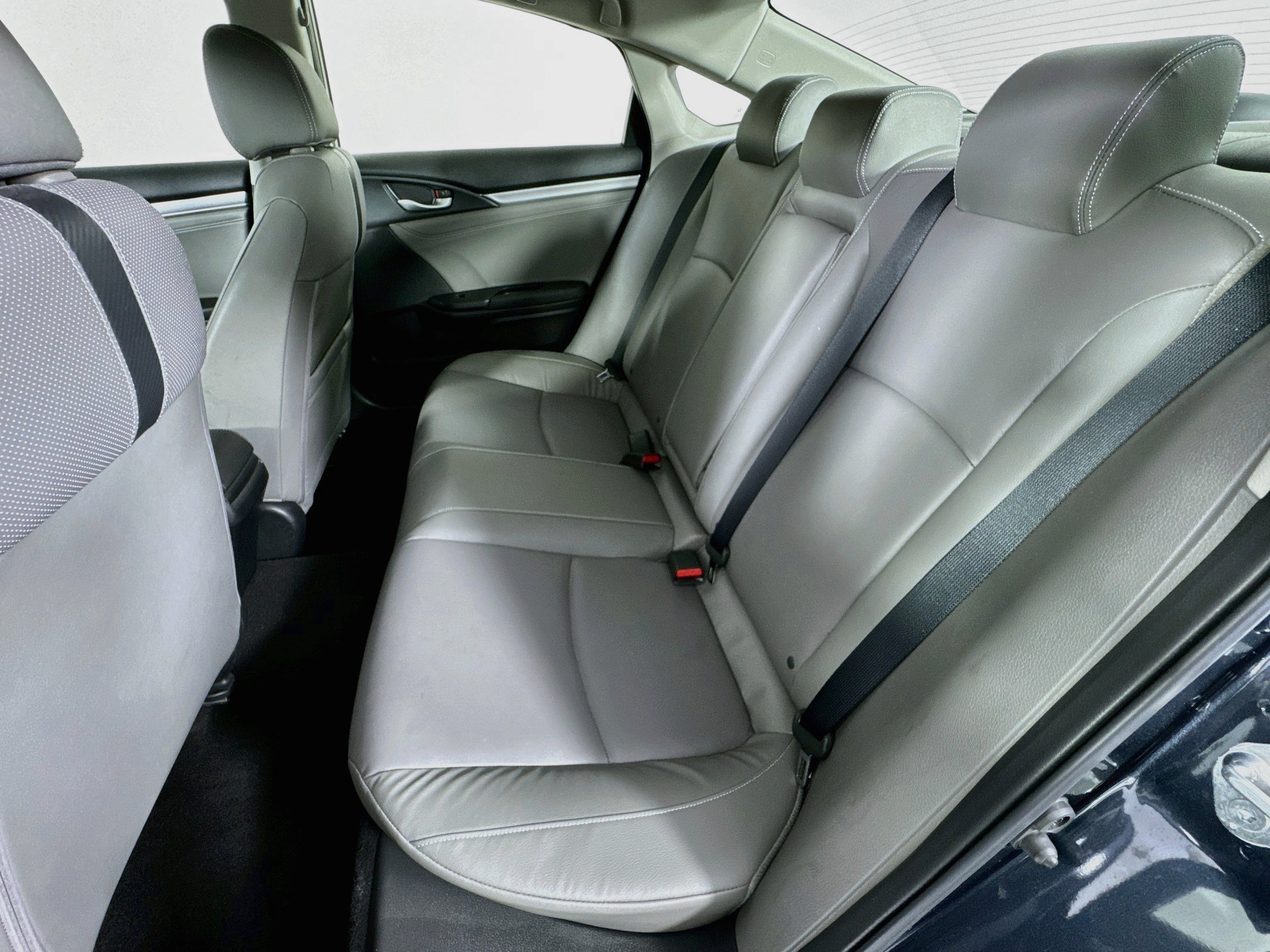 Certified 2018 Honda Civic EX-L image 24