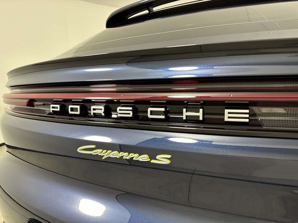 New 2026 Porsche Cayenne S AWD/4WD image 18