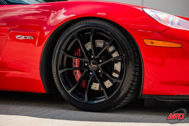 Used 2013 Chevrolet Corvette Z06 w/ 3LZ Preferred Equipment Group RWD image 44