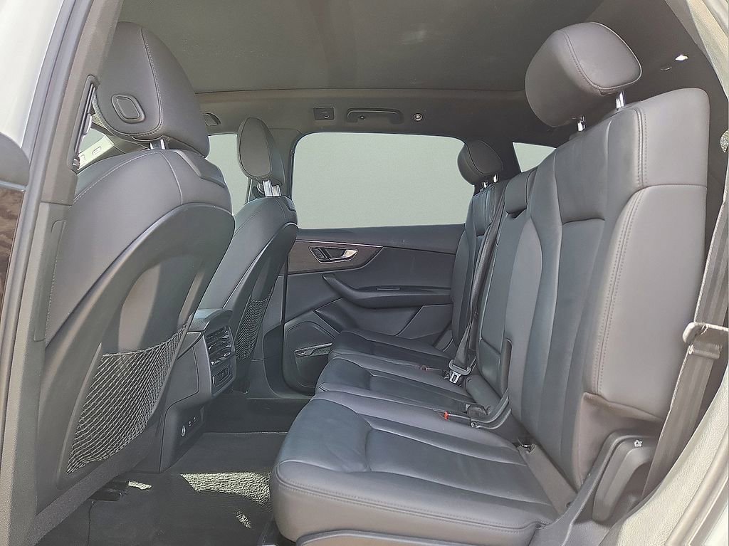 Used 2020 Audi Q7 3.0T Premium Plus image 16