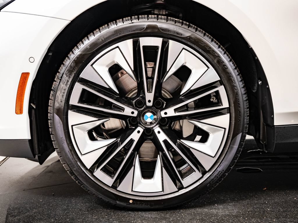 New 2027 BMW 530i xDrive w/ Premium Package AWD/4WD image 13