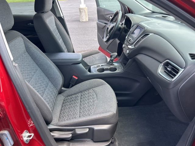 Used 2024 Chevrolet Equinox LT w/ LPO, Floor Liner Package FWD image 33