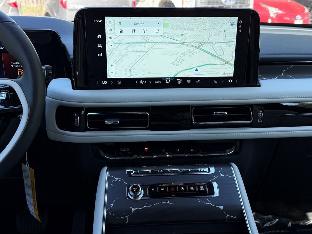 New 2026 Lincoln Aviator Black Label w/ Black Label Special Edition AWD/4WD image 8