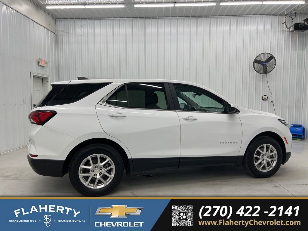 Used 2024 Chevrolet Equinox LT FWD image 2