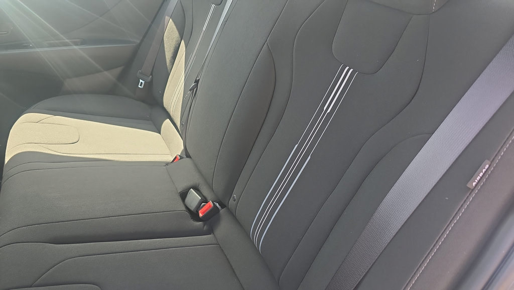 New 2026 Hyundai Elantra Sport FWD image 27