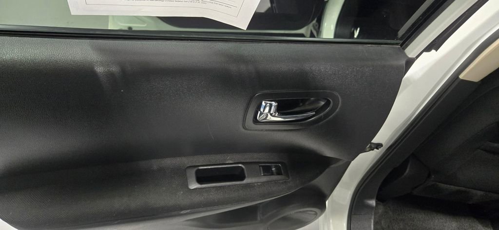 Used 2015 Nissan Rogue S w/ Convenience Package image 15