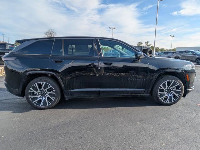 New 2025 Jeep Wagoneer S Limited w/ Comfort Package image 2