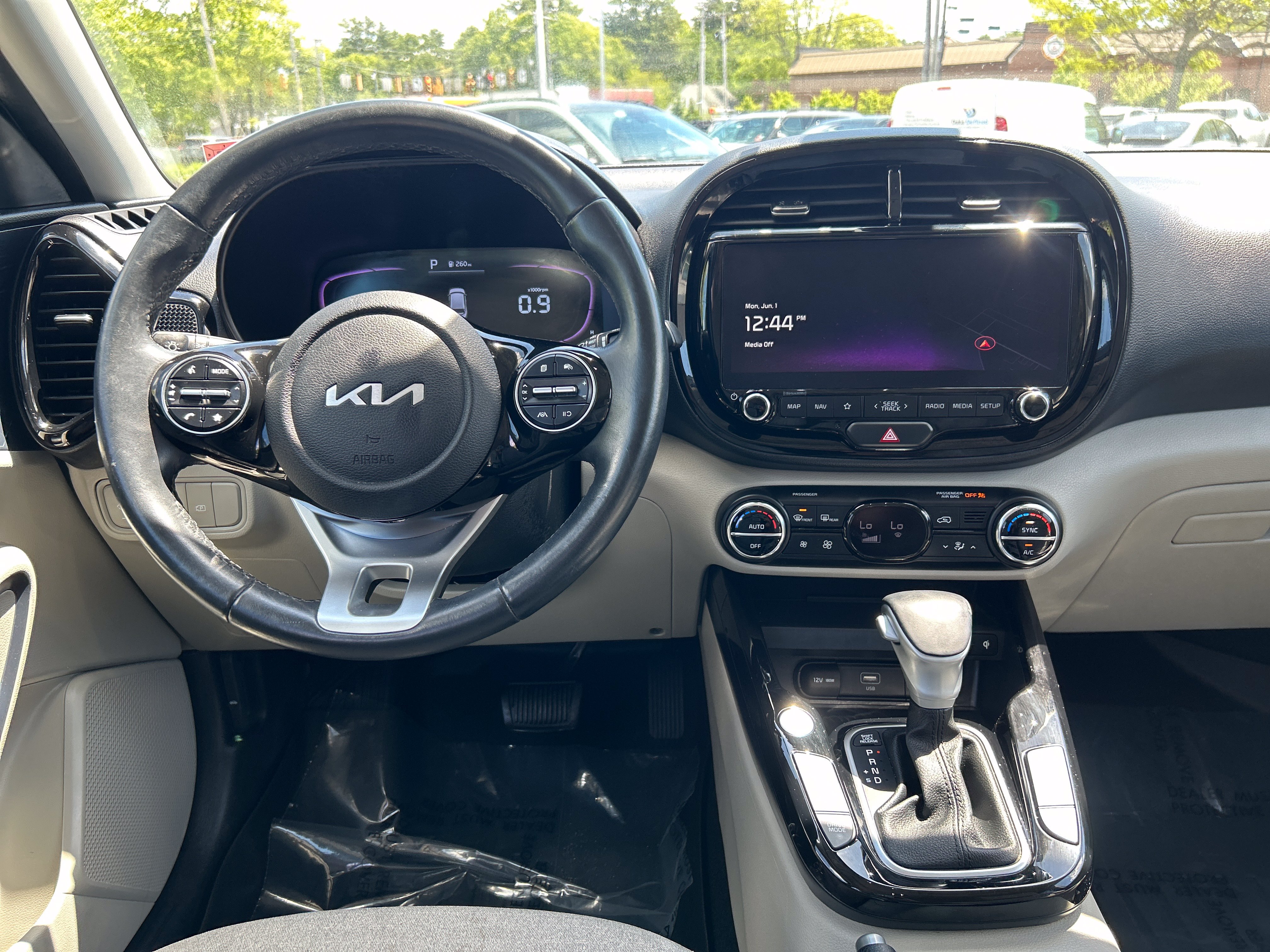 Used 2024 Kia Soul EX FWD image 19