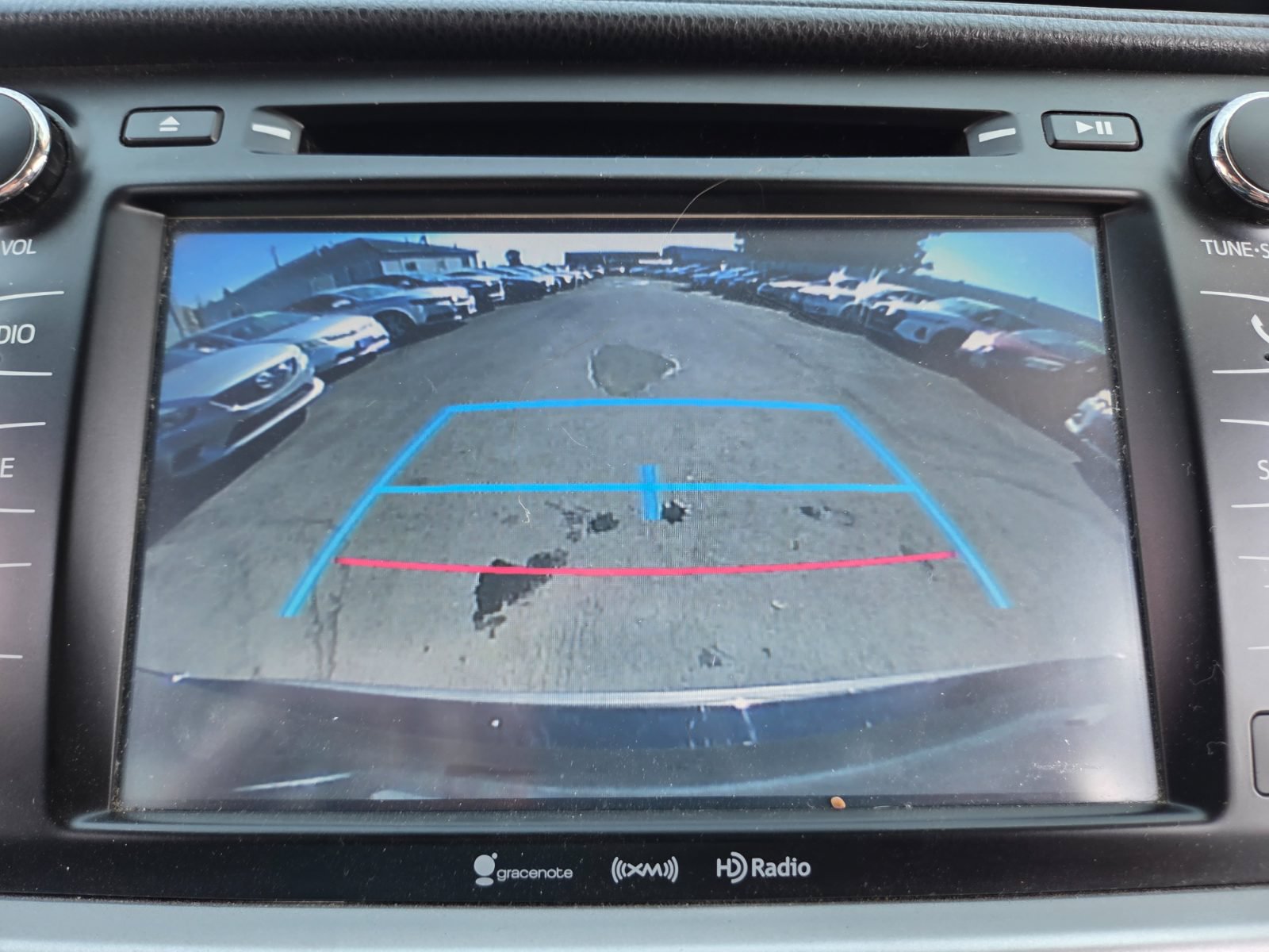 Used 2016 Toyota Highlander XLE AWD/4WD image 16