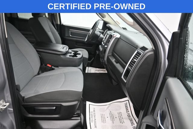 Used 2024 RAM 1500 Classic SLT AWD/4WD image 7