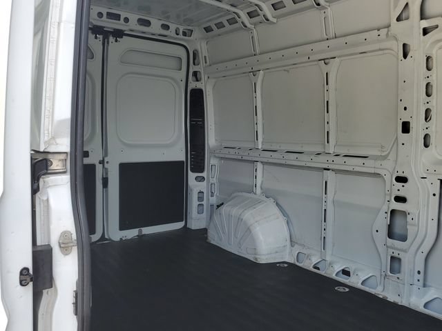 Used 2025 RAM ProMaster 2500 w/ Convenience Group FWD image 10