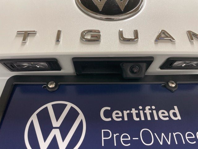 Certified 2024 Volkswagen Tiguan SE R-Line AWD/4WD image 8