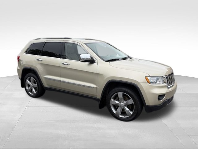 Used 2011 Jeep Grand Cherokee Overland AWD/4WD image 28