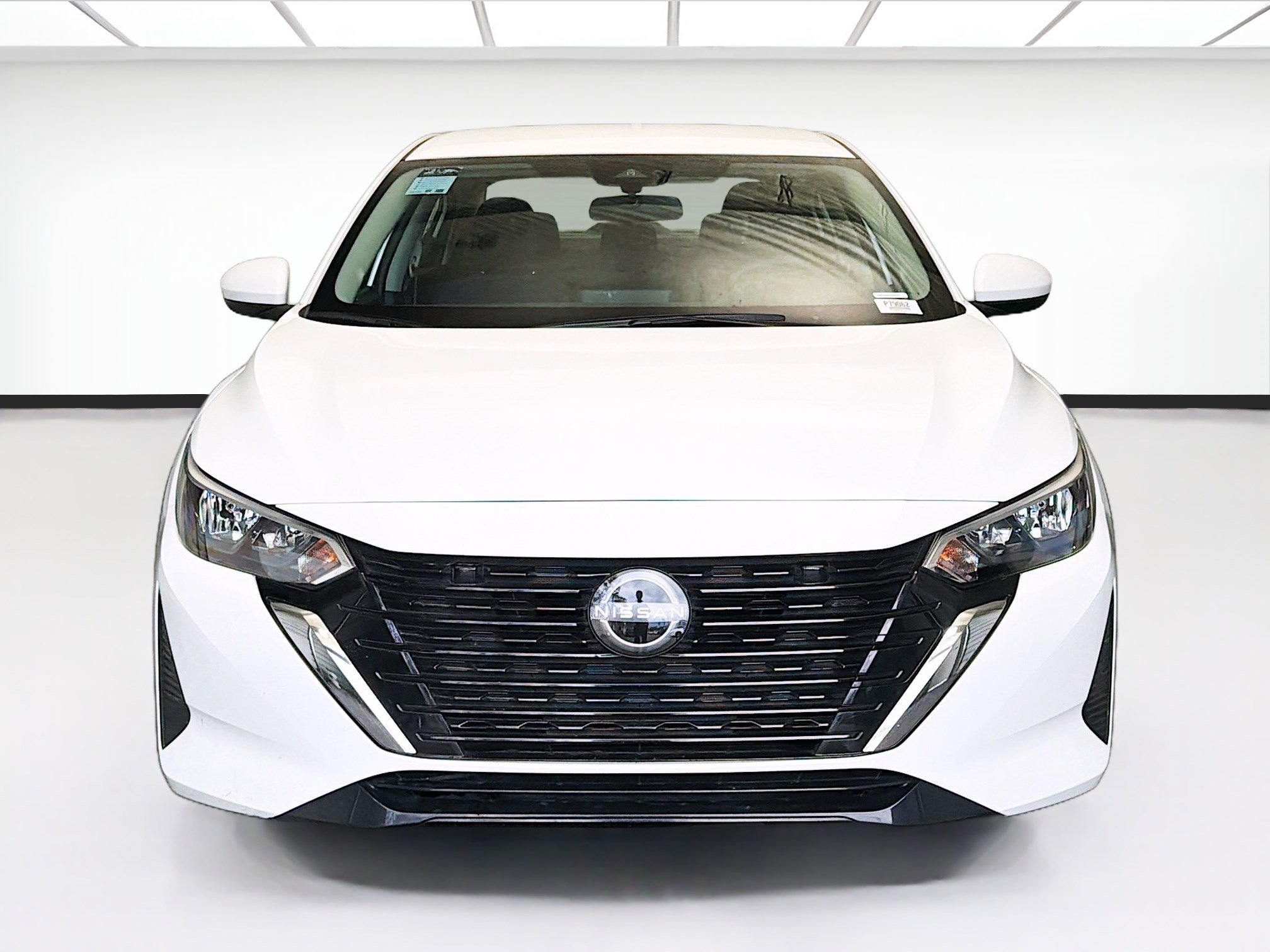 Used 2025 Nissan Sentra S image 2