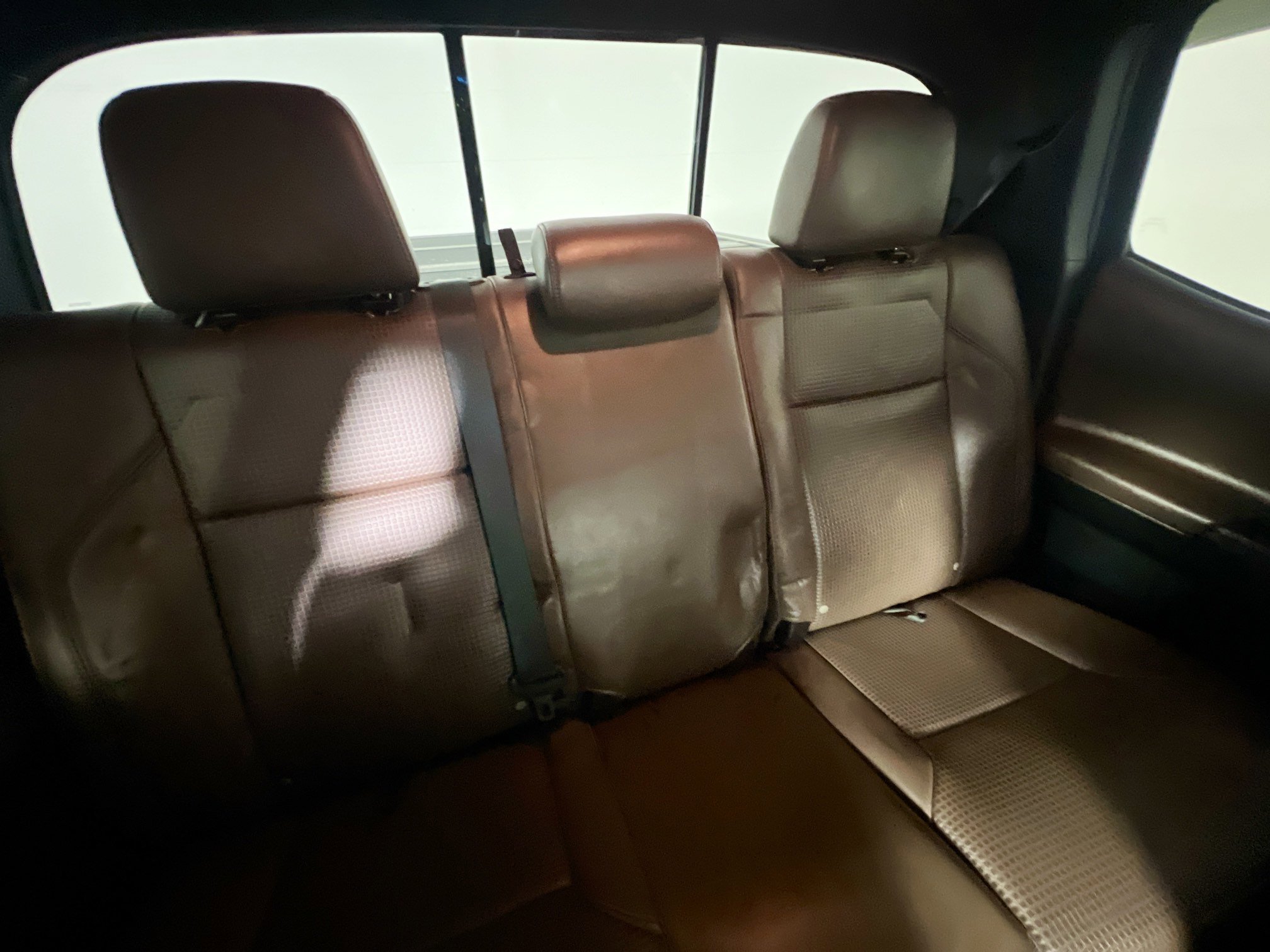 Used 2017 Toyota Tacoma Limited image 33