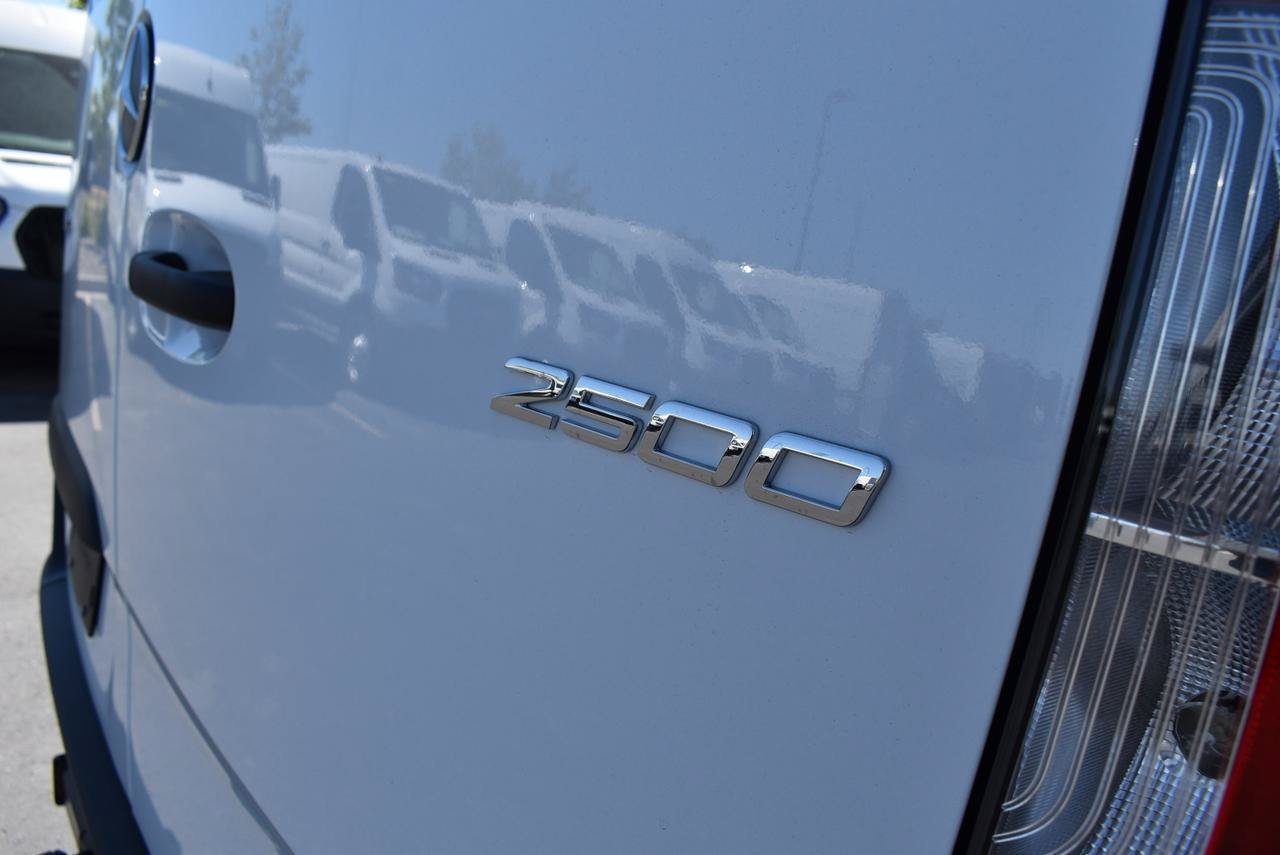 New 2025 Mercedes-Benz Sprinter 2500 image 13