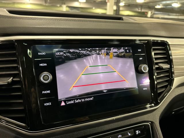 Used 2022 Volkswagen Atlas SEL image 17