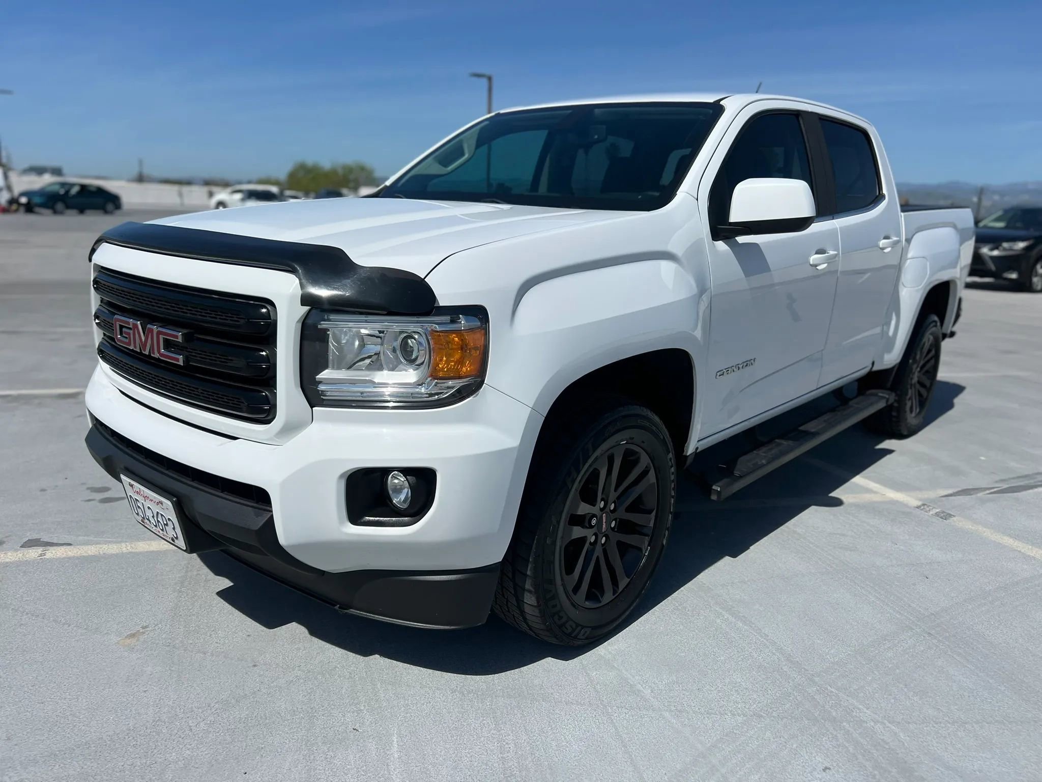 Used 2019 GMC Canyon SLE w/ Elevation Edition image 1