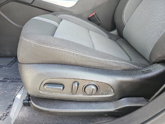 Used 2023 Chevrolet Blazer LT FWD image 18