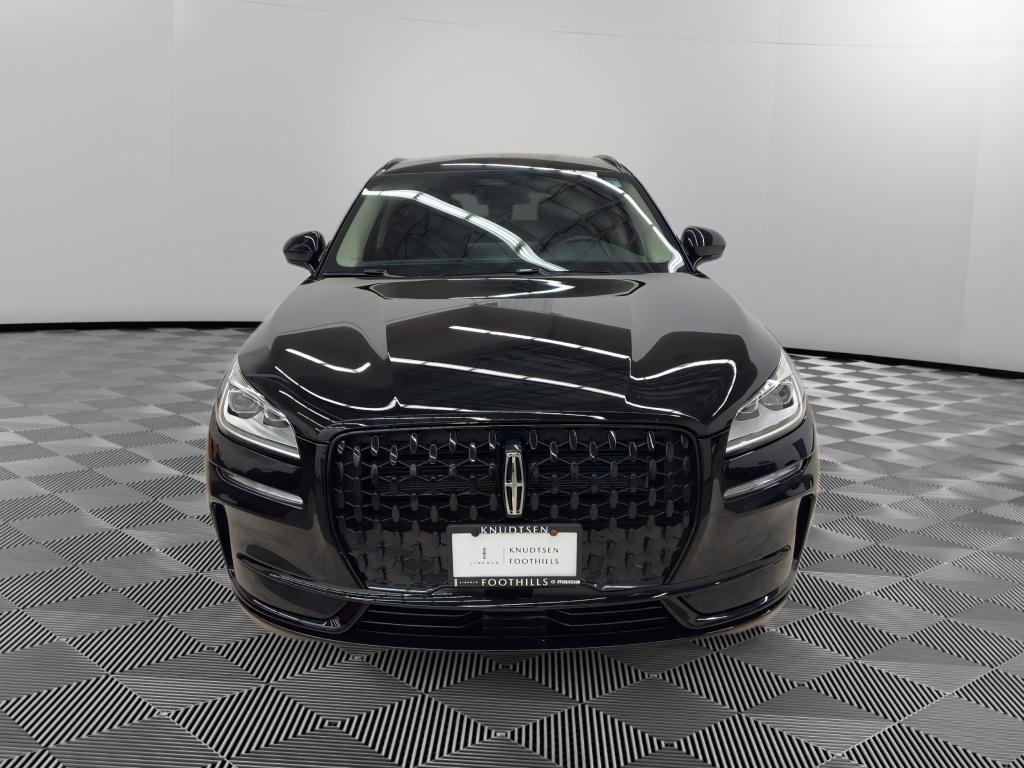 Used 2025 Lincoln Corsair Grand Touring w/ Jet Appearance Package AWD/4WD image 2