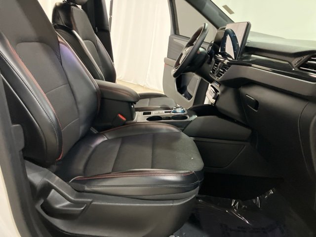 Used 2023 Ford Escape ST-Line w/ Tech Pack #1 image 24