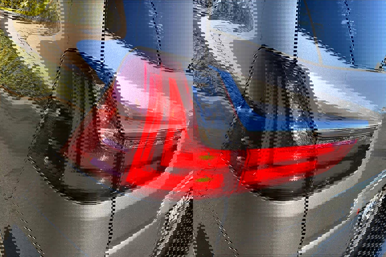 Used 2019 Lexus LX 570 4WD image 28