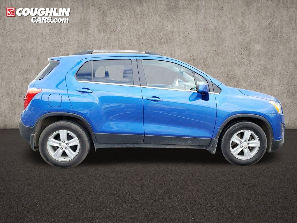 Used 2016 Chevrolet Trax LT w/ LT Convenience Package image 9