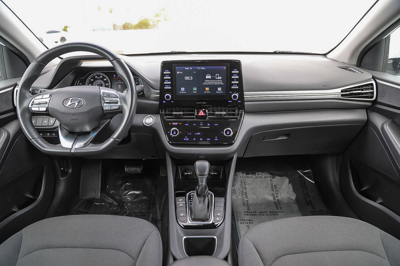 Used 2020 Hyundai Ioniq SE image 10