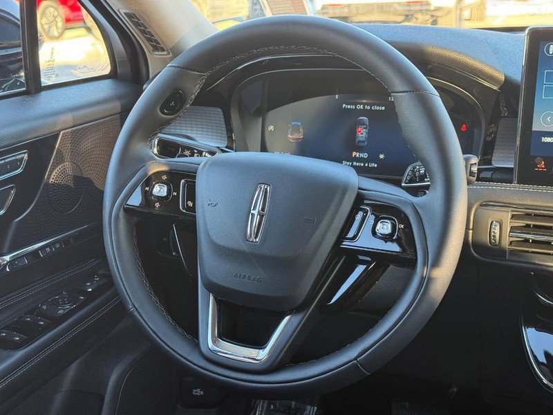 New 2026 Lincoln Corsair Premiere image 7