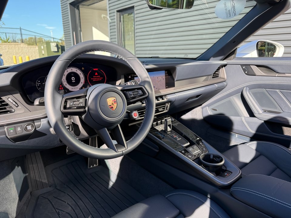Certified 2026 Porsche 911 Carrera S RWD image 4