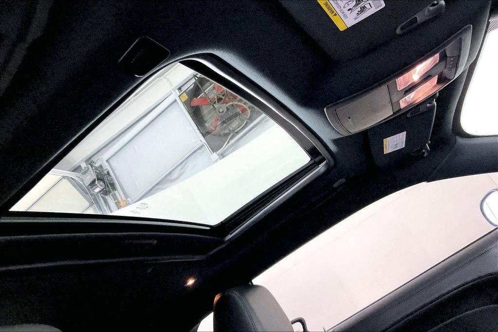 Used 2023 Dodge Challenger R/T w/ Plus Package image 23