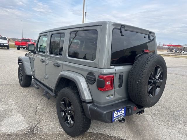 Used 2021 Jeep Wrangler Unlimited Sahara AWD/4WD image 5