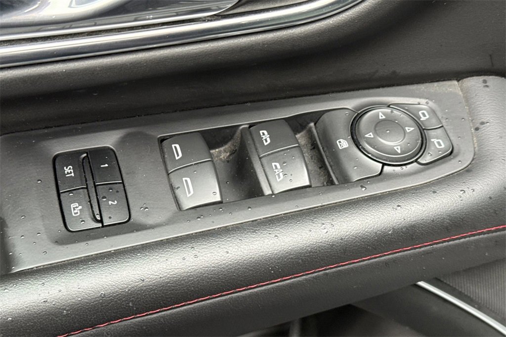 Used 2024 Chevrolet Suburban RST image 17