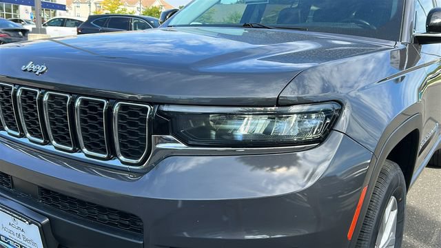 Used 2021 Jeep Grand Cherokee L Limited AWD/4WD image 7