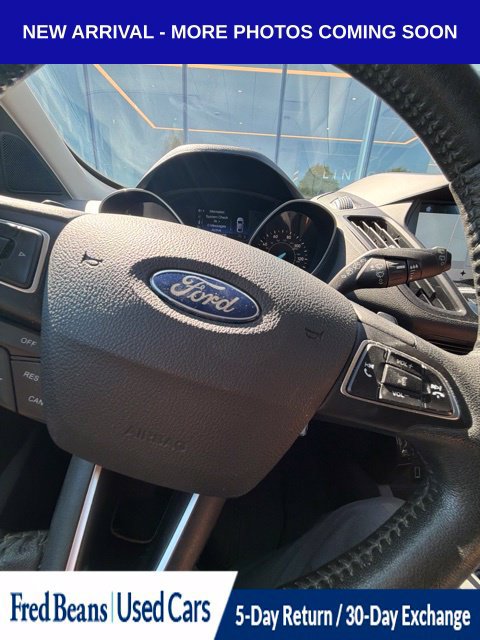 Used 2017 Ford Escape Titanium AWD/4WD image 5