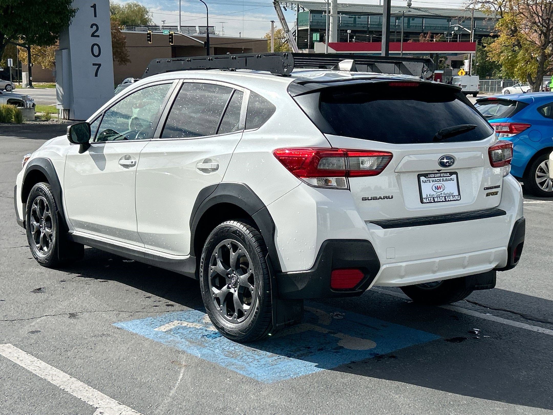 Used 2022 Subaru Crosstrek 2.5i Sport w/ Moonroof Package image 5