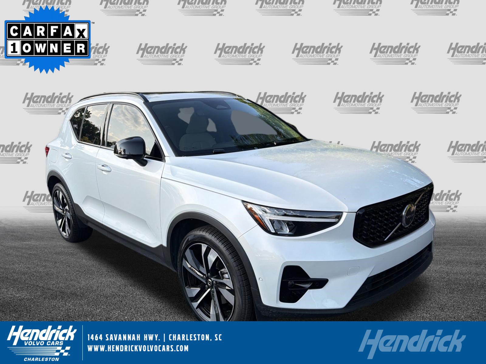 Certified 2023 Volvo XC40 B4 Plus w/ Protection Package Premier