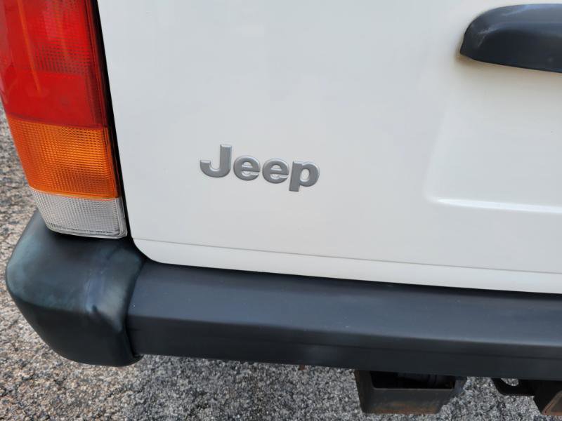Used 2000 Jeep Cherokee SE image 13