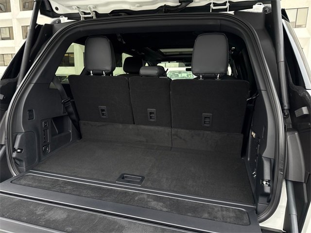 New 2025 Lincoln Navigator Reserve w/ Jet Appearance Package image 15