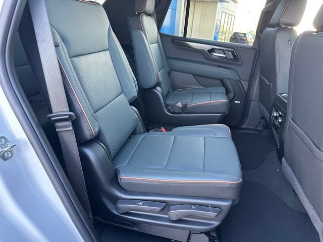 Used 2026 GMC Yukon AT4 w/ AT4 Premium Package AWD/4WD image 12