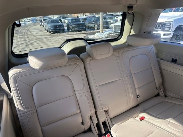 Used 2020 Lincoln Navigator Reserve w/ Luxury Package image 21